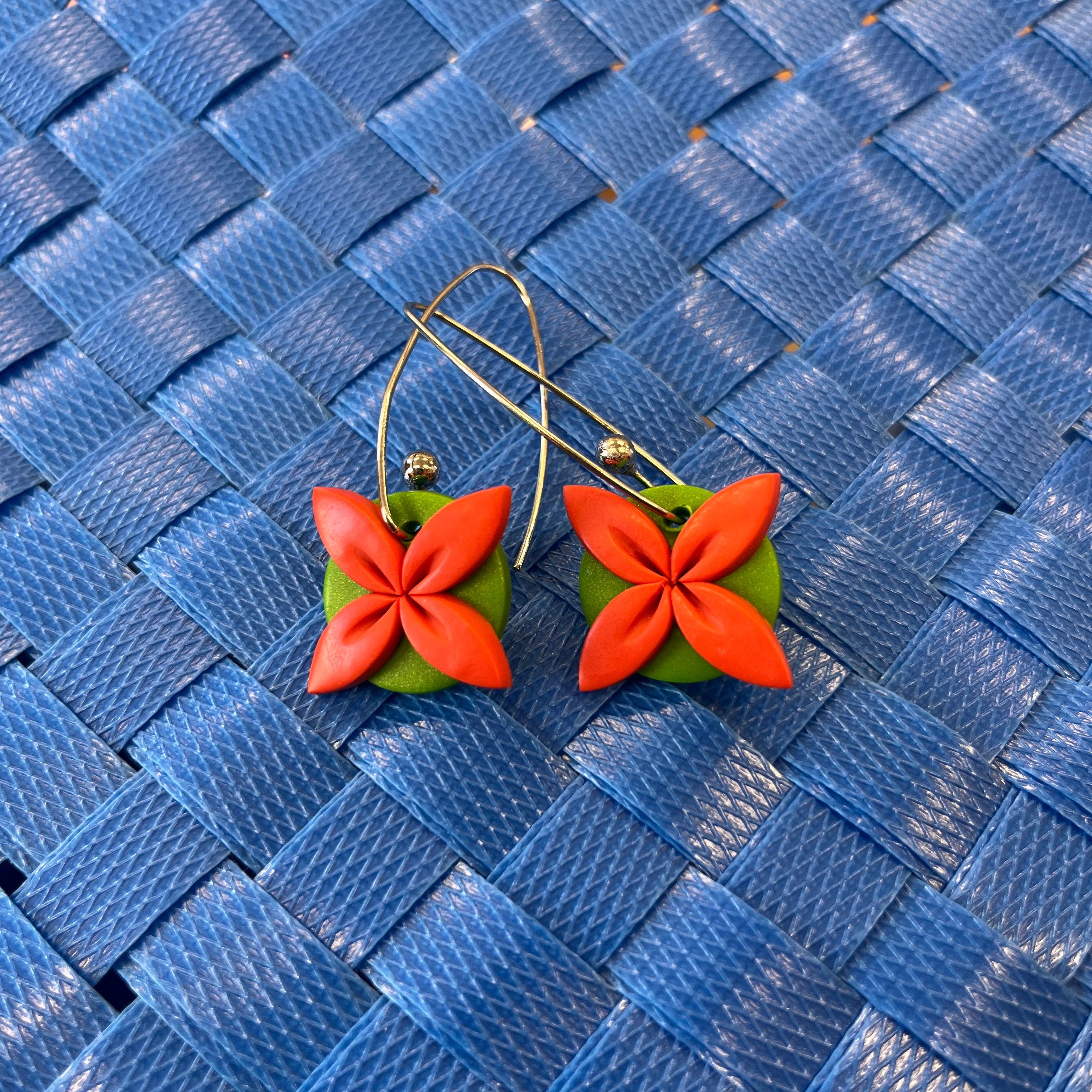 AOLELE Tipani Small Dangle Earrings