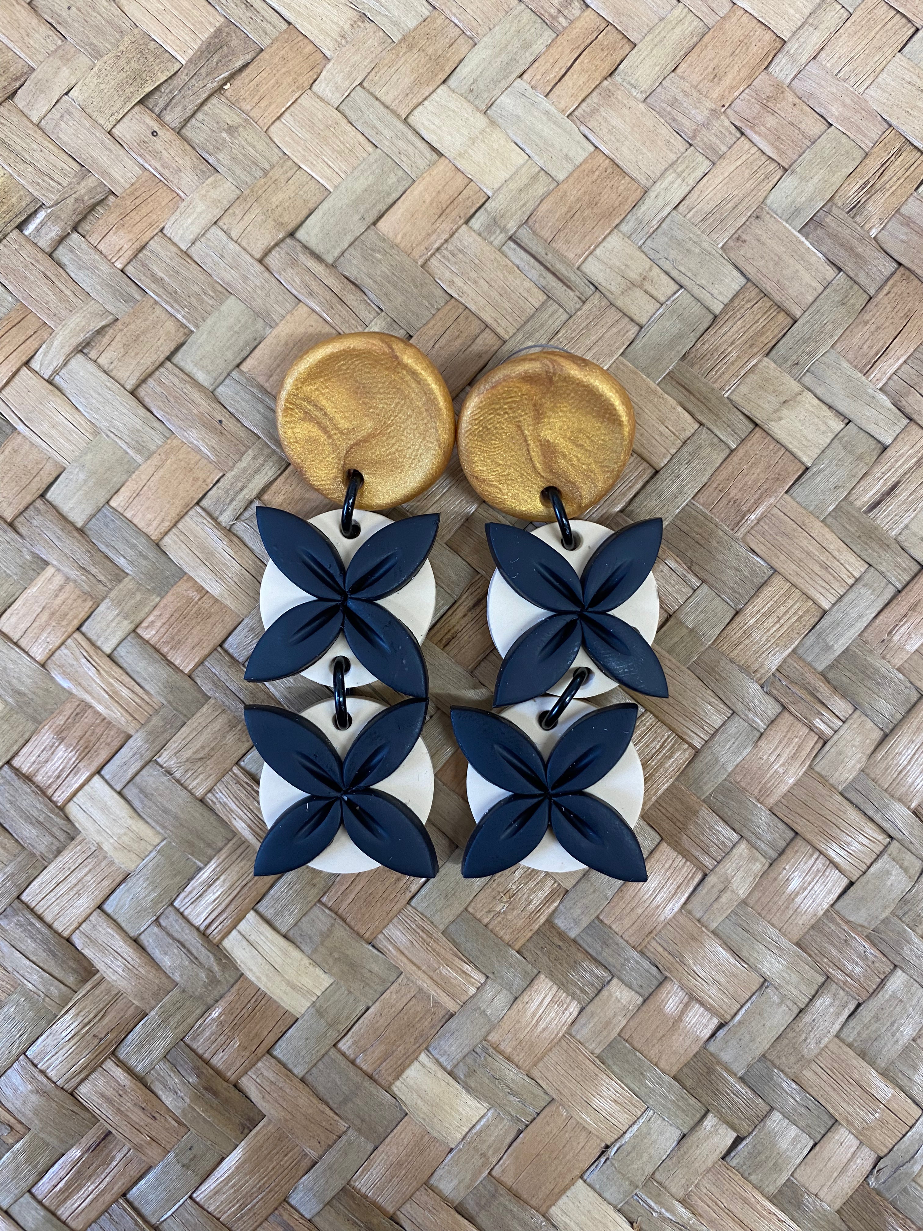 AOLELE Double Tipani Drop Earrings