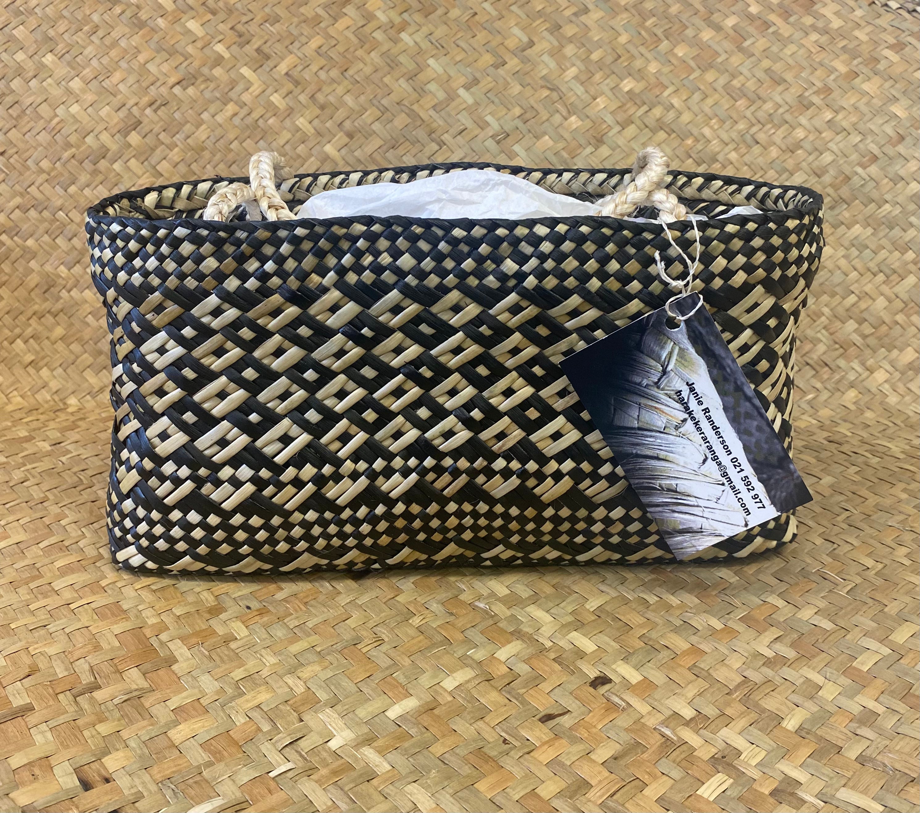 Kete Rangiatea by Janie Randerson