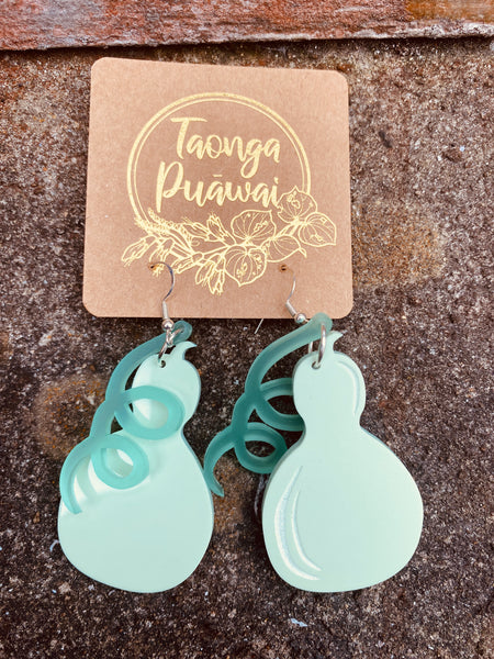 Pūoro Hue earrings by Taonga Puāwai